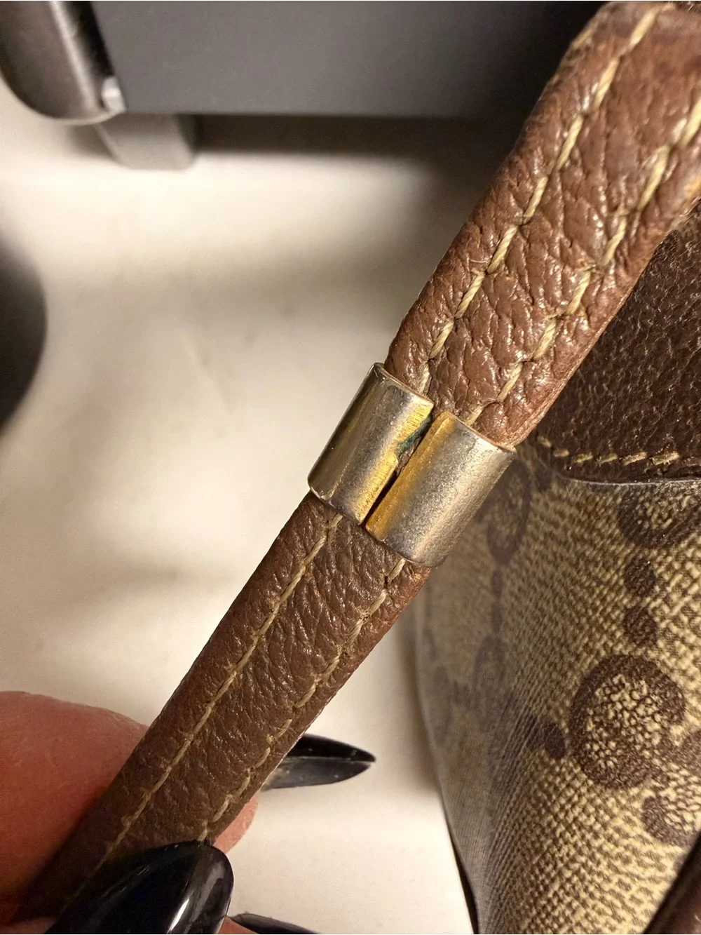 Gucci Gold-Tone Logo Plate on Dark Brown Leather